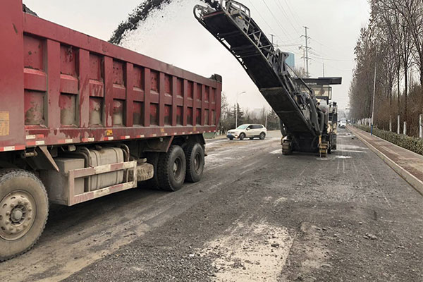 水穩(wěn)砼的原理分為幾個(gè)方面來(lái)看！